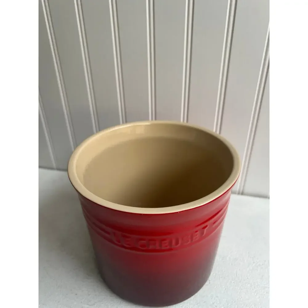 Le Creuset Stoneware Crock Utensil Holder Ombre Red | Kitchen Counter Decor